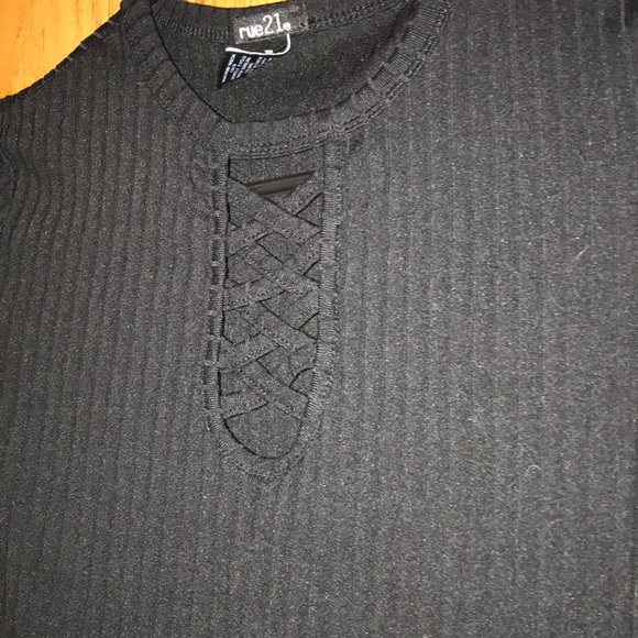 Rue 21 black tee - Picture 3 of 3
